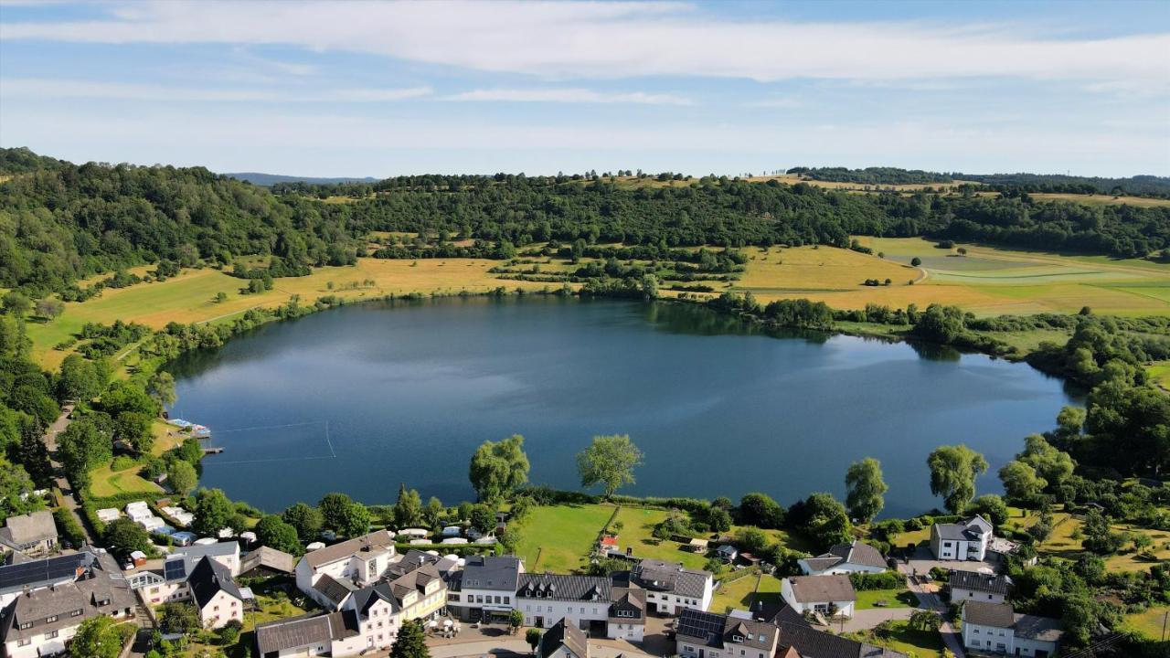 Ferienwohnung Seeblick Schalkenmehren Exteriör bild